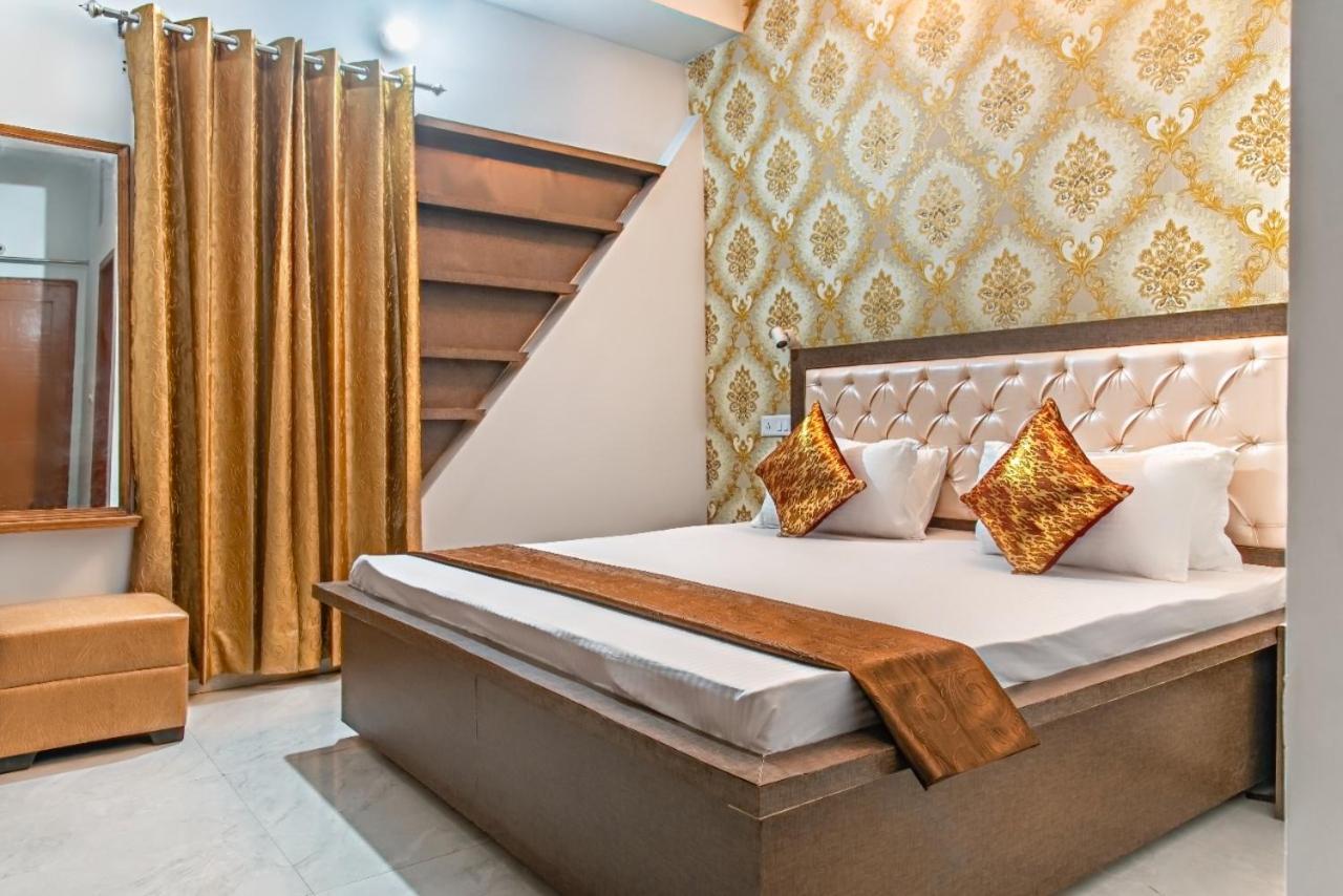 The Woods View: Serene Retreat By Exotic *